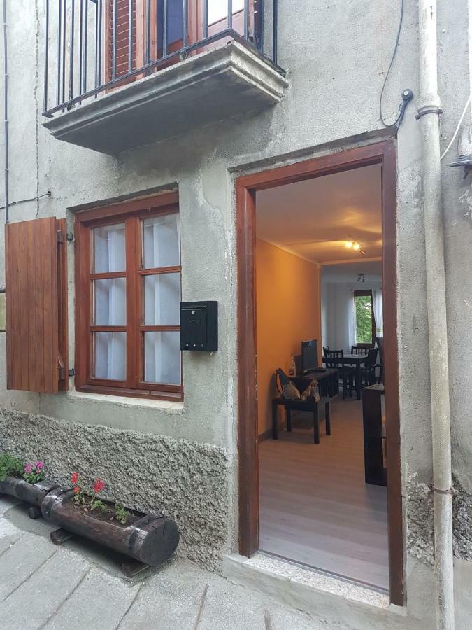 Casa Ponet Villa Valencia D'Aneu Exteriör bild
